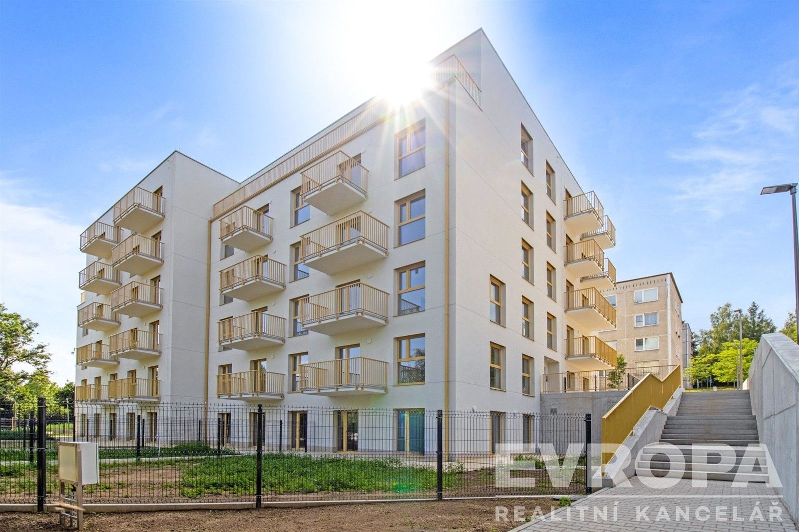 Prodej bytu 3+kk 97 m² - foto 1