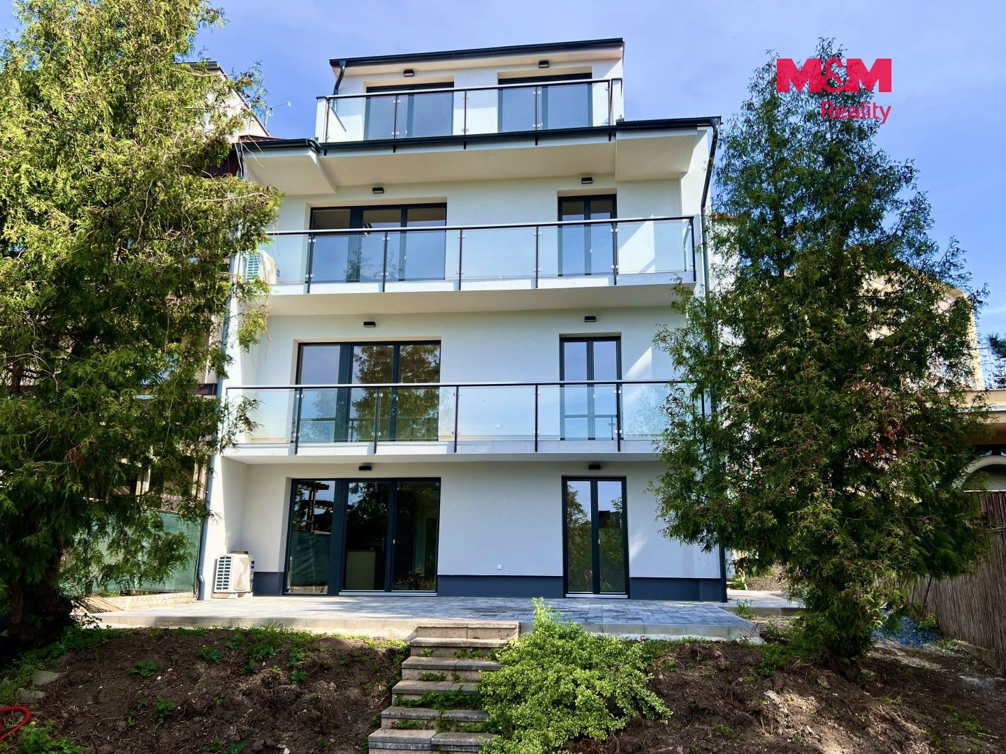 Pronájem bytu 4+kk 250 m² - foto 24