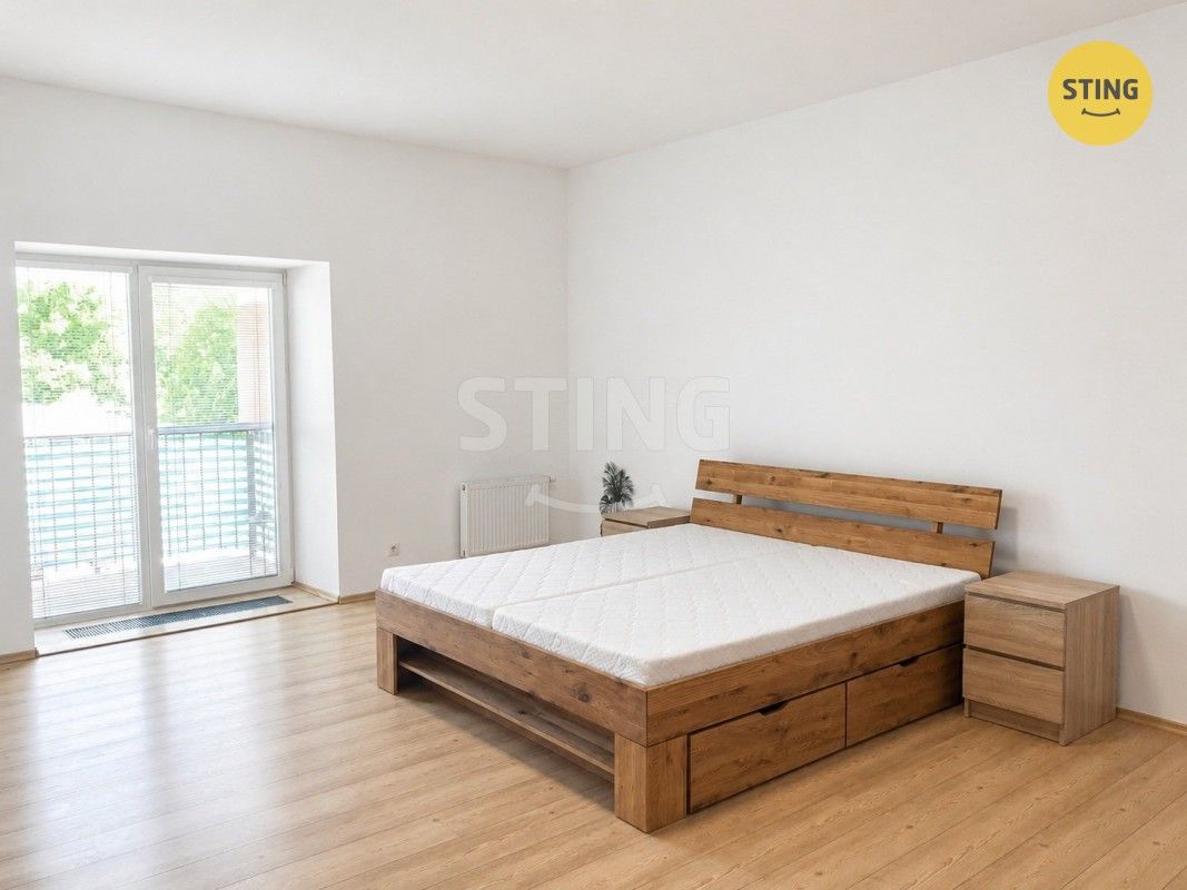 Pronájem bytu 3+kk 95 m² - foto 7