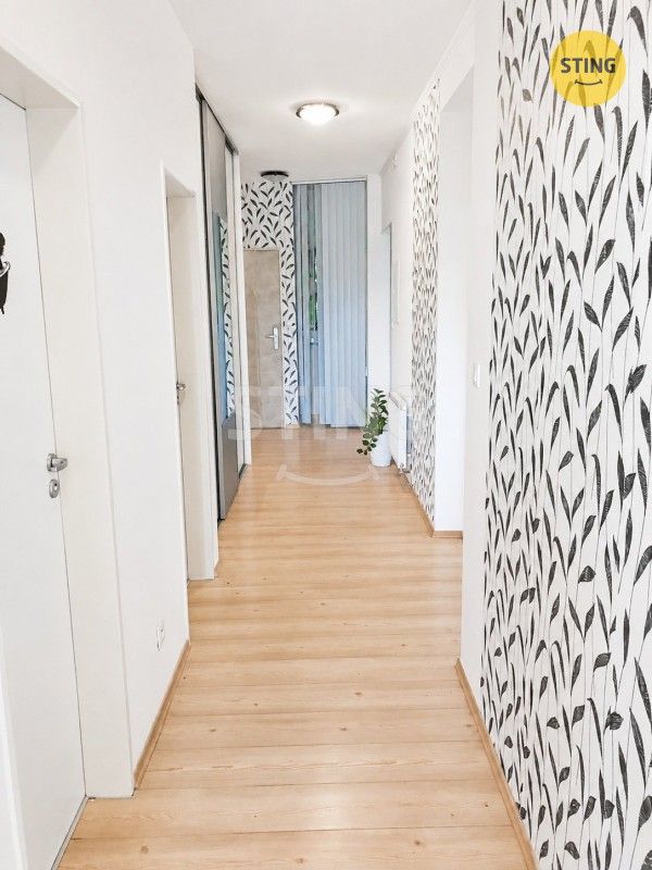 Pronájem bytu 3+kk 95 m² - foto 16