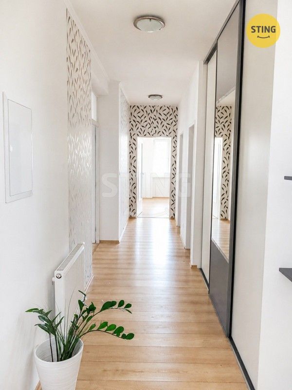 Pronájem bytu 3+kk 95 m² - foto 15