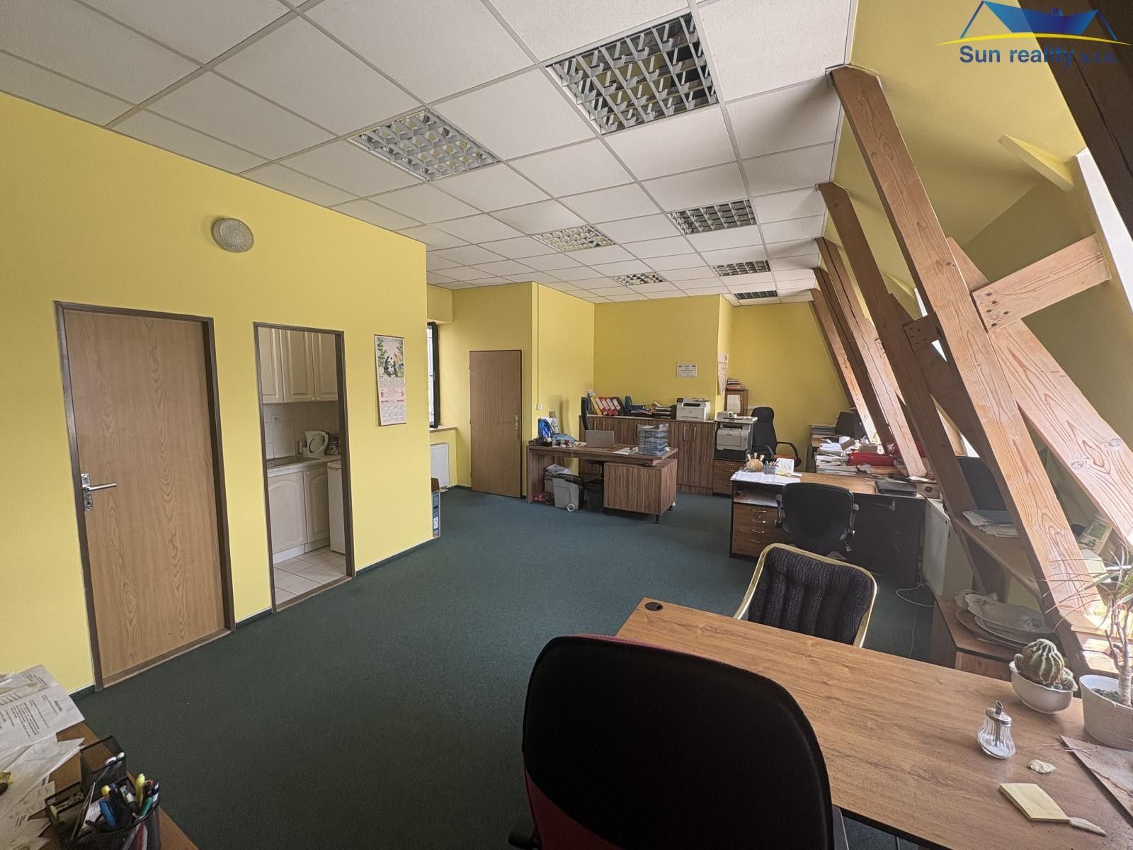 Pronájem komerčního prostoru 75 m² - foto 1