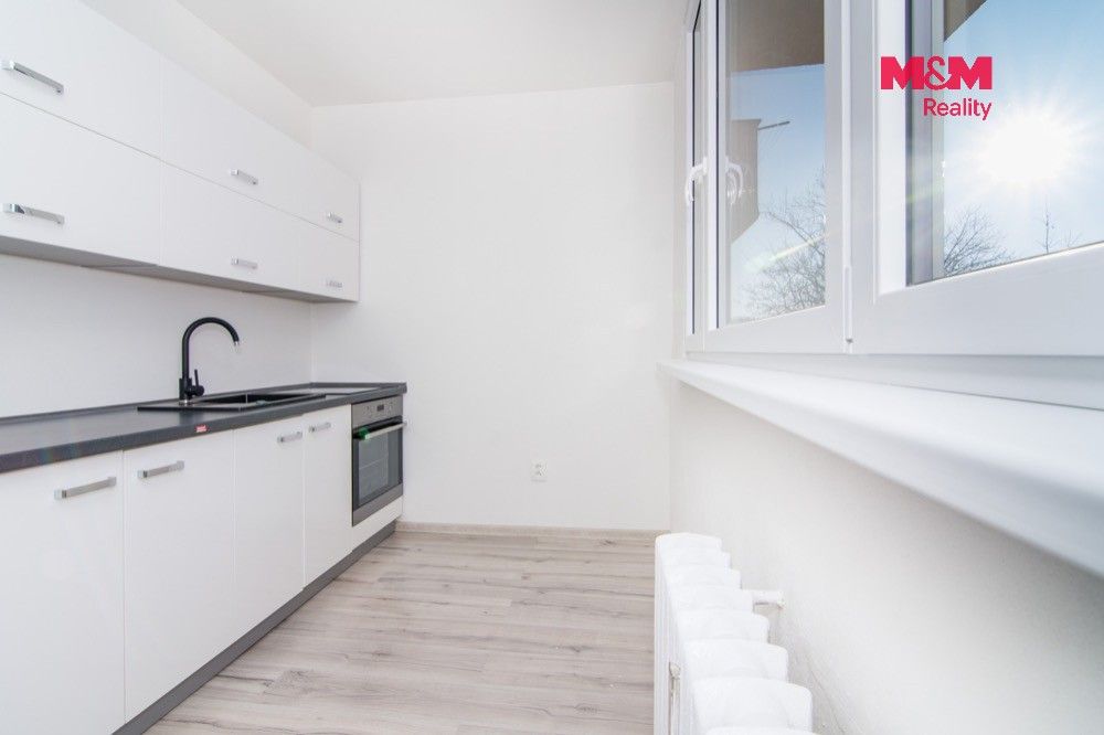 Pronájem bytu 3+1 58 m² - foto 5