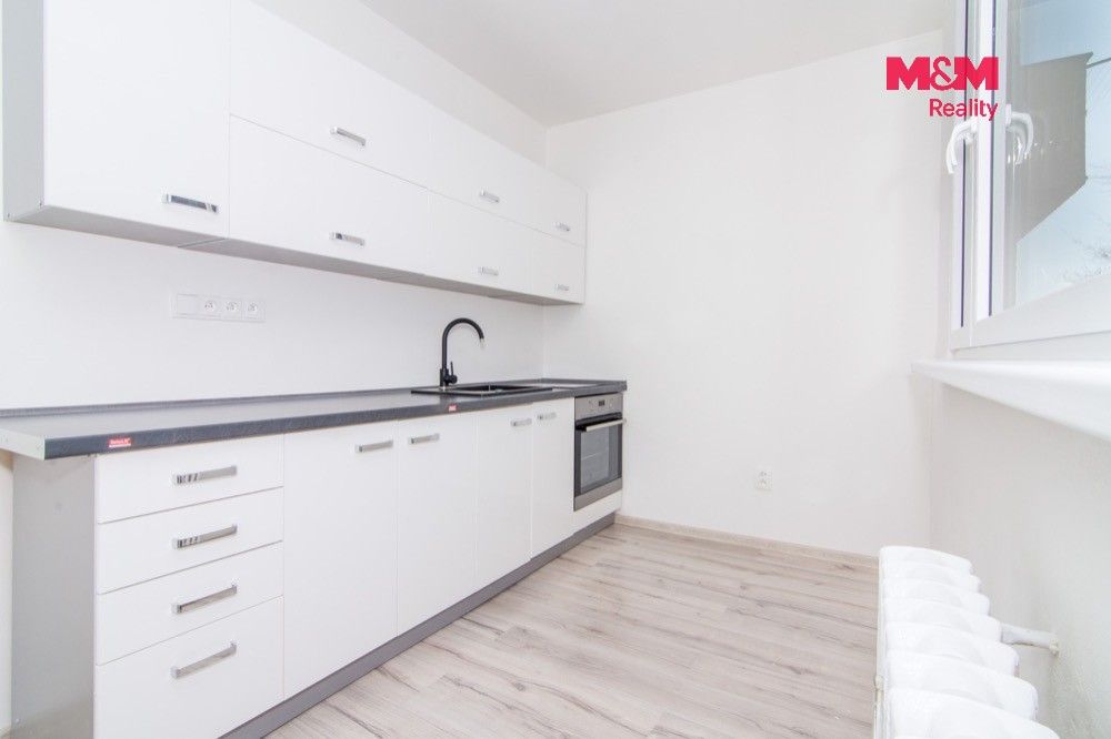Pronájem bytu 3+1 58 m² - foto 6