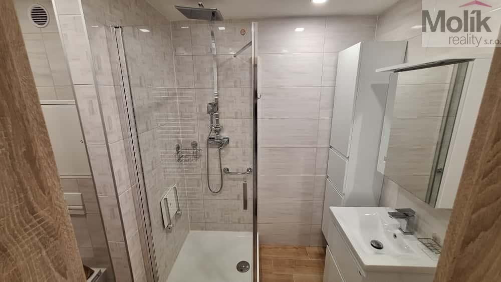 Prodej bytu 4+1 85 m² - foto 28