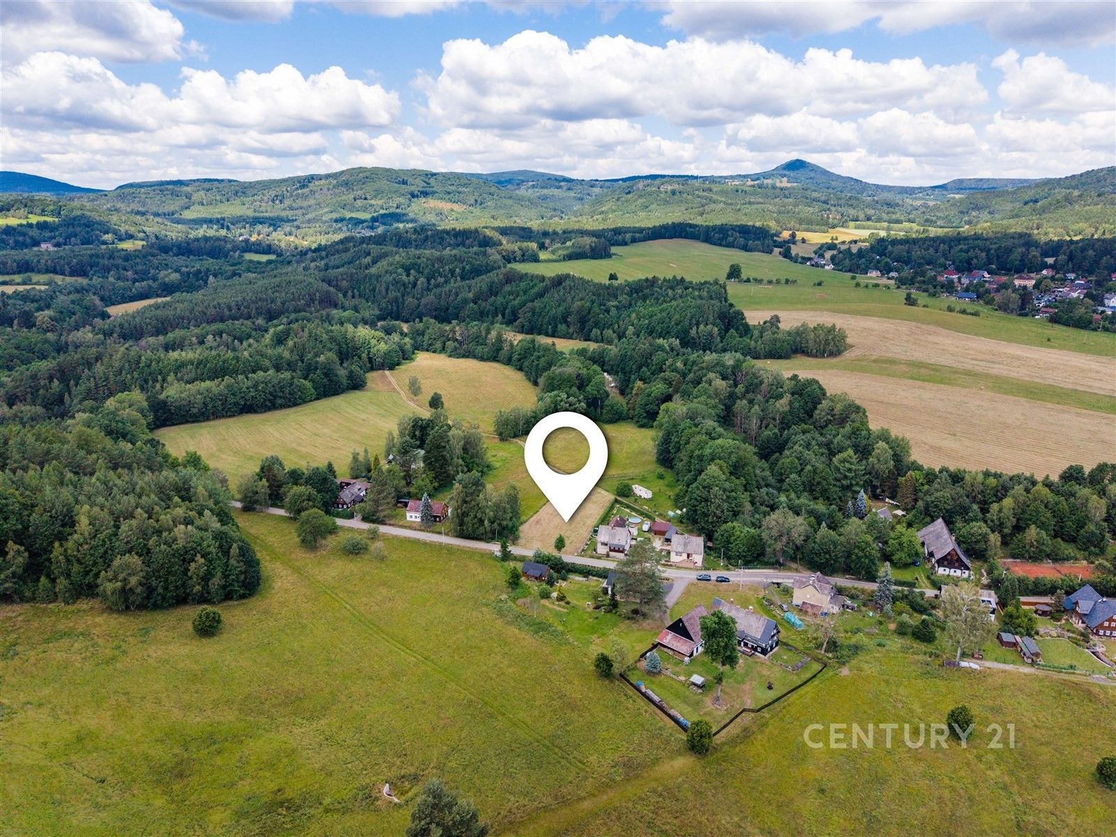 Prodej pozemku 1943 m² - foto 12