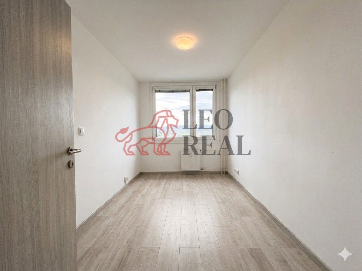 Pronájem bytu 2+kk 40 m² - foto 5