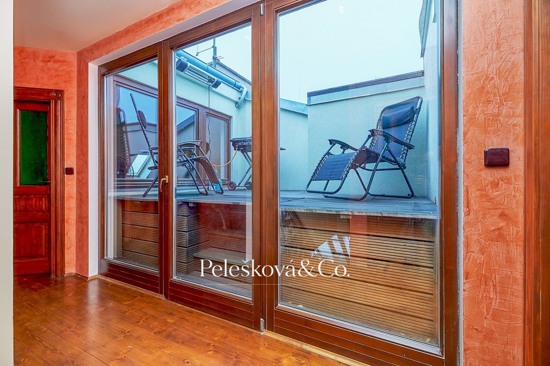 Pronájem bytu 4+kk 177 m² - foto 12