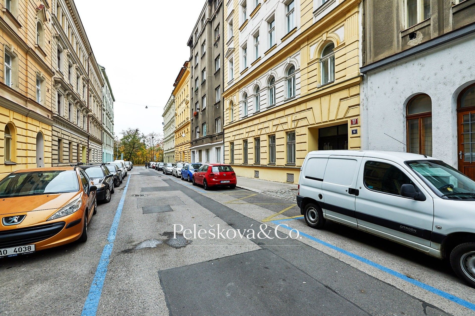 Pronájem bytu 4+kk 177 m² - foto 21