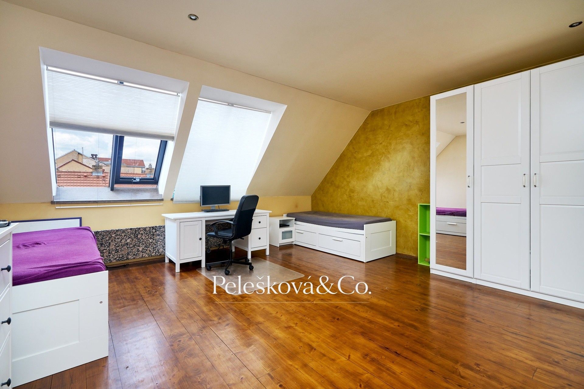 Pronájem bytu 4+kk 177 m² - foto 25