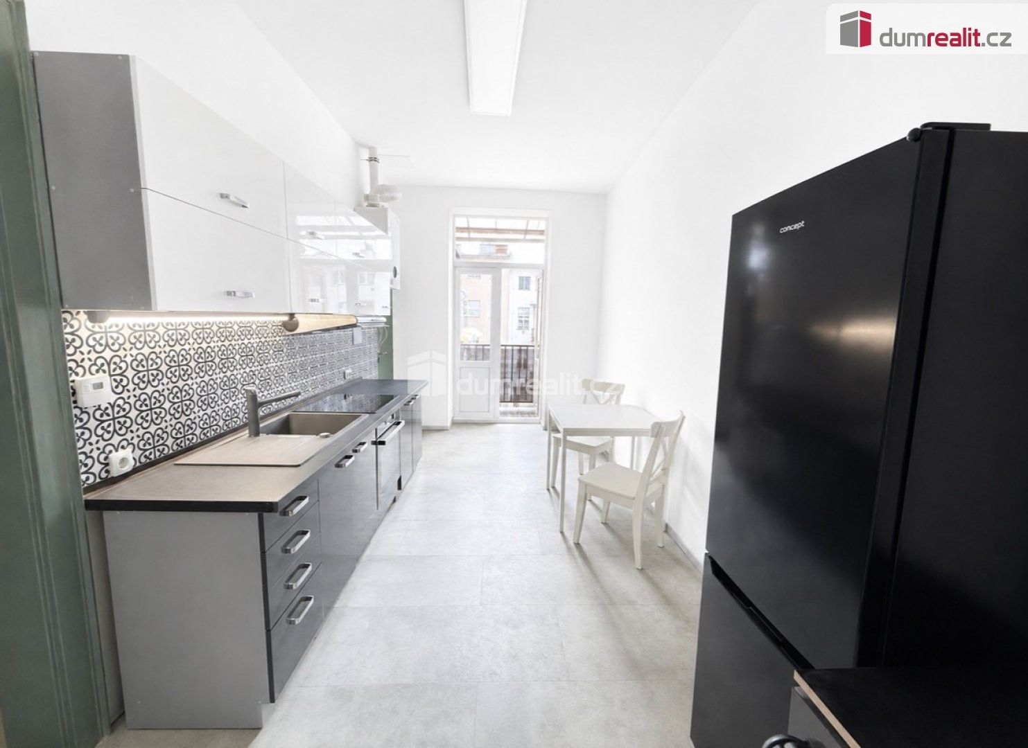 Pronájem bytu 2+1 54 m² - foto 1