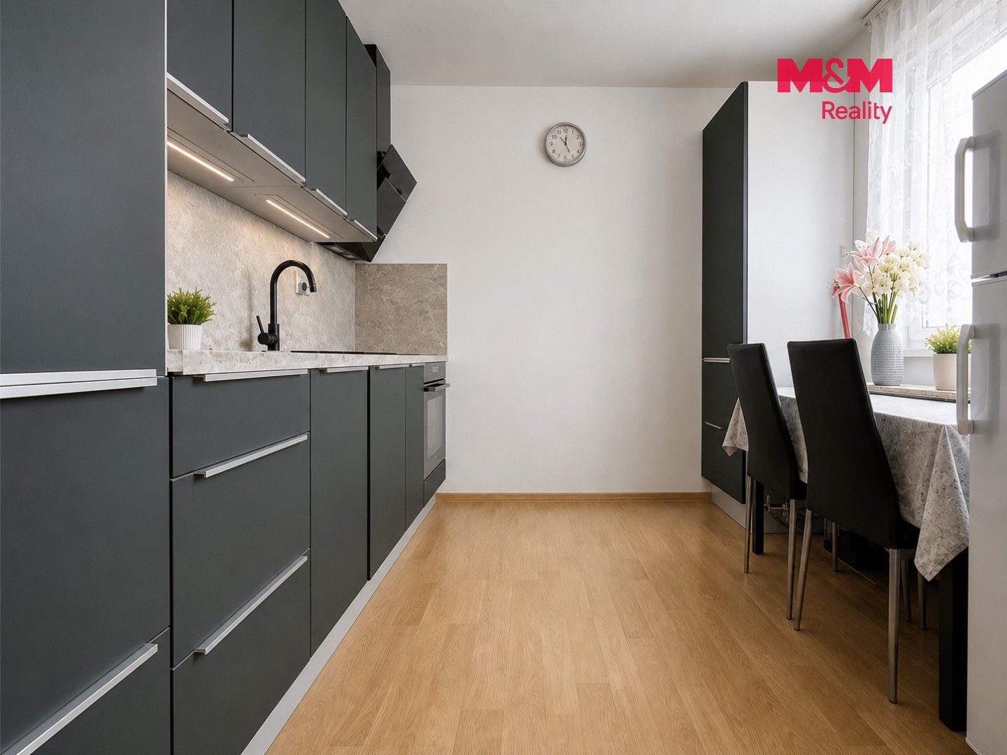 Prodej bytu 1+kk 32 m² - foto 2