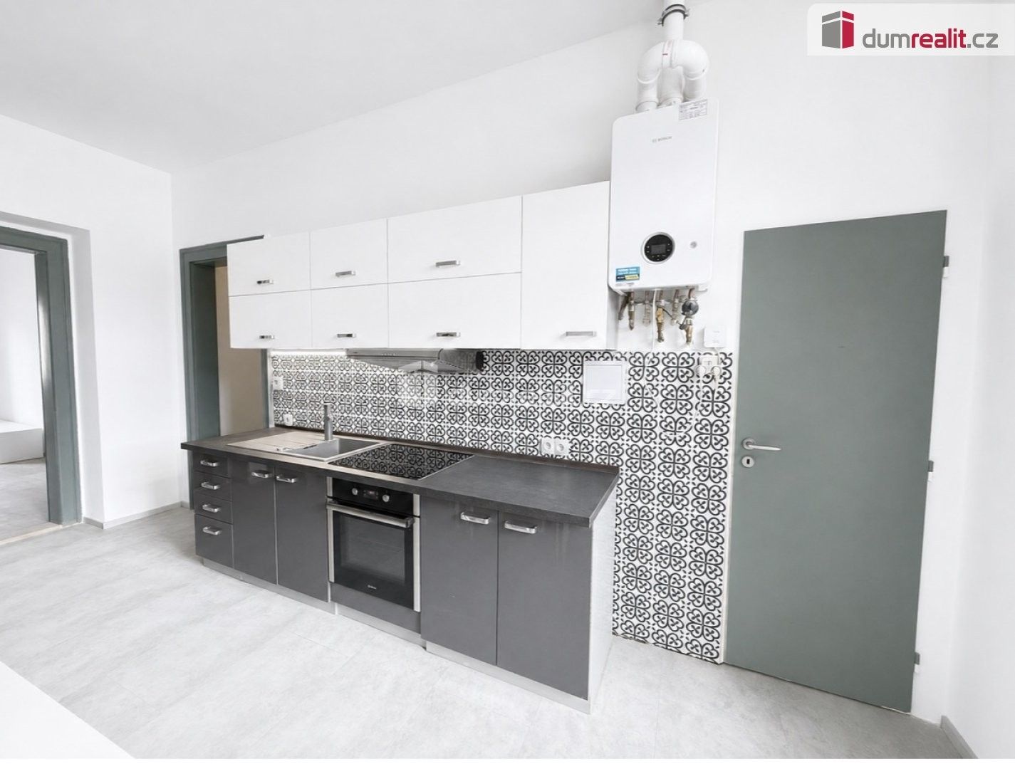 Pronájem bytu 2+1 54 m² - foto 11