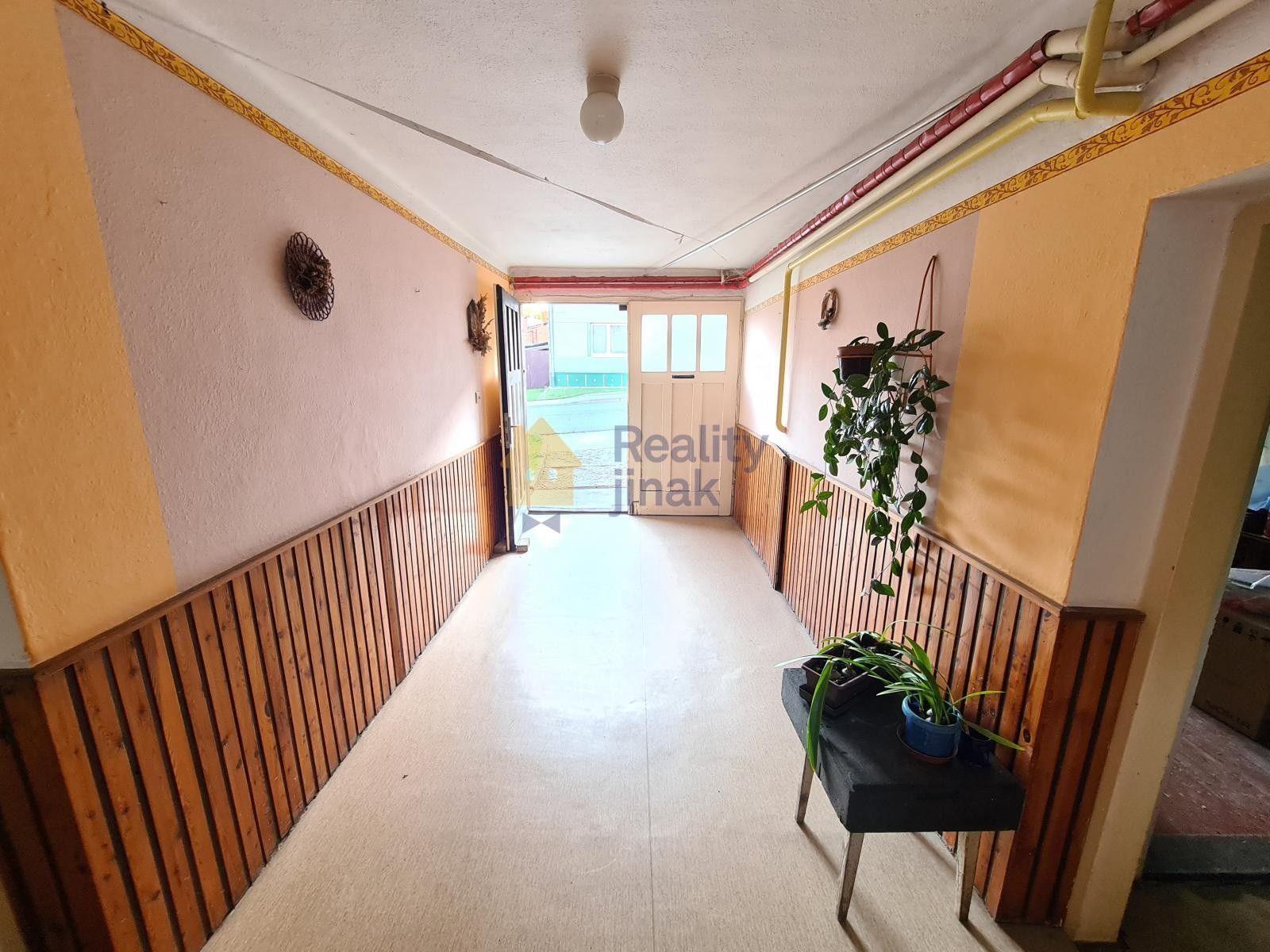 Prodej nemovitosti 154 m² - foto 3
