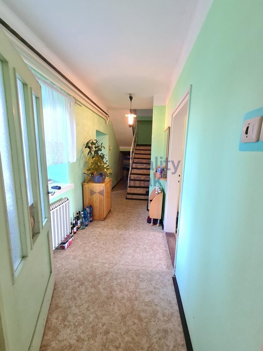 Prodej nemovitosti 154 m² - foto 4