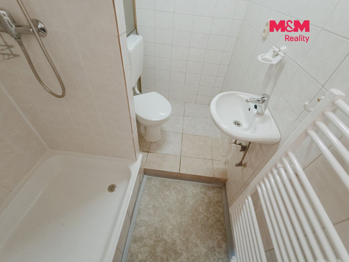 Pronájem bytu 1+1 37 m² - foto 8