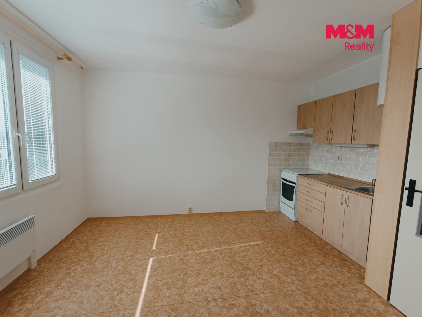 Pronájem bytu 1+1 37 m² - foto 3