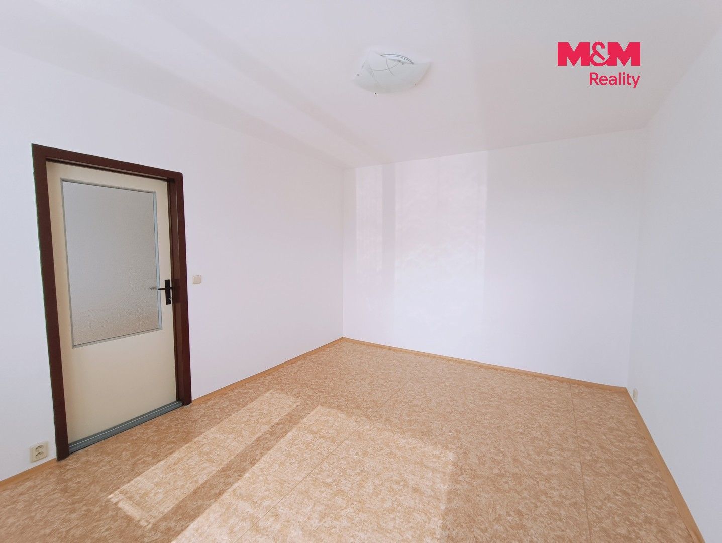 Pronájem bytu 1+1 37 m² - foto 9