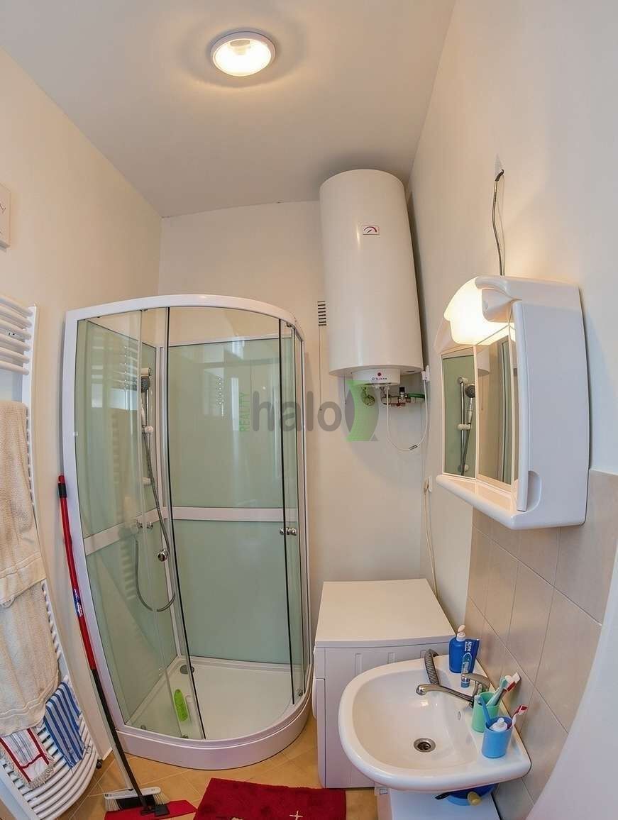 Pronájem bytu 2+1 56 m² - foto 6