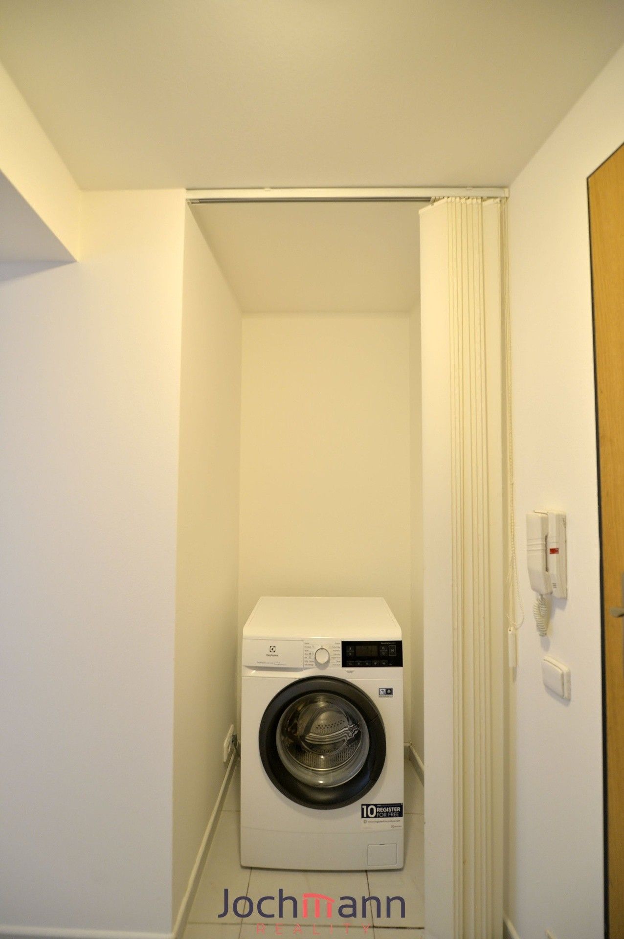 Pronájem bytu 1+kk 62 m² - foto 8