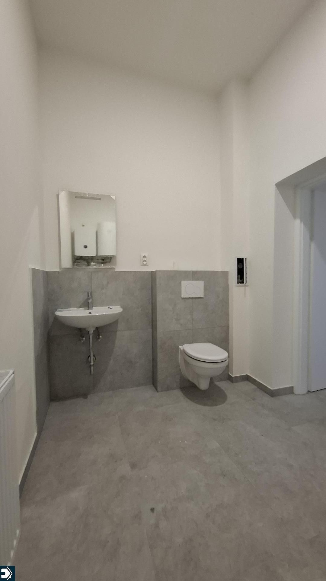 Pronájem bytu 2+kk 63 m² - foto 7