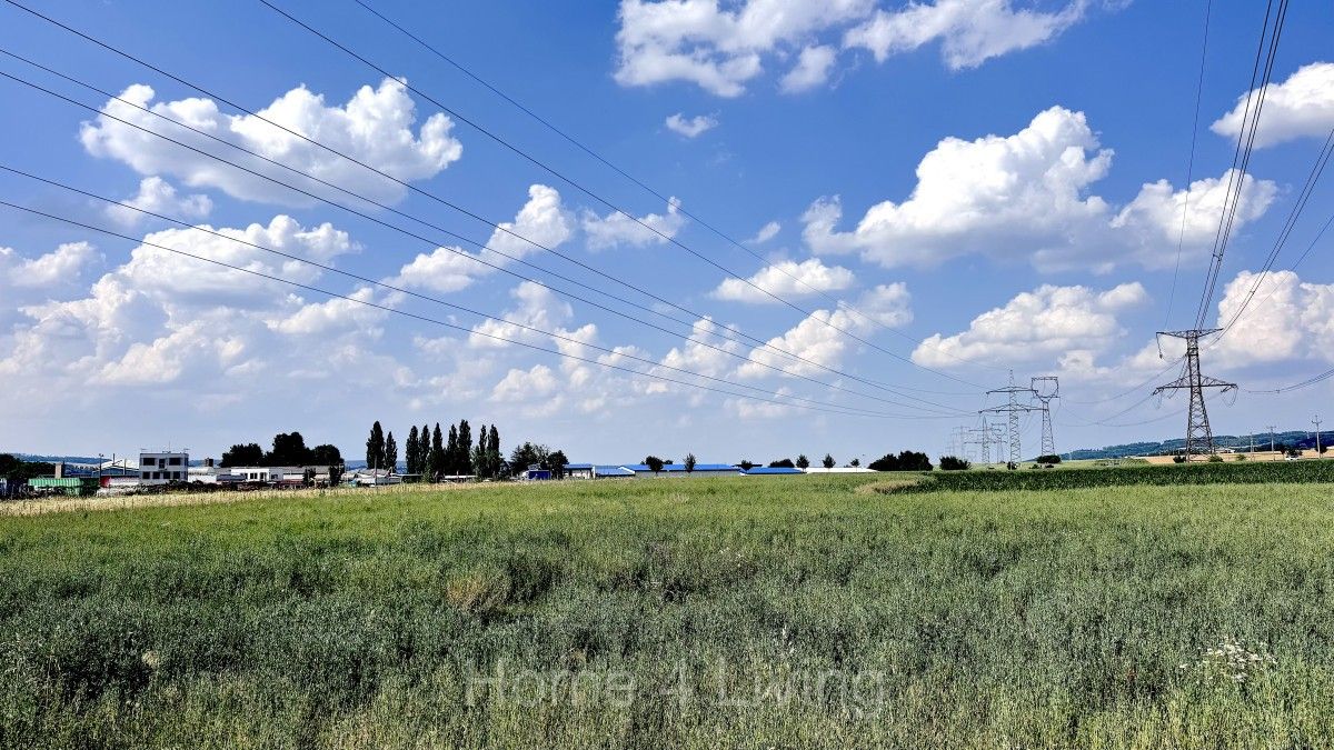 Pronájem pozemku 3762 m² - foto 3