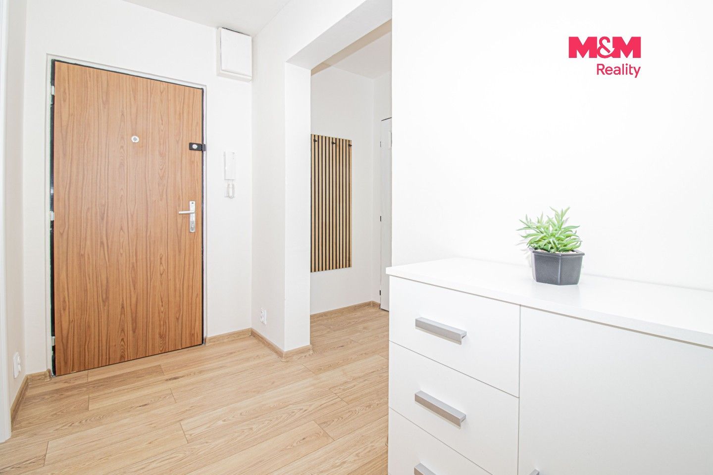 Pronájem bytu 3+kk 72 m² - foto 12