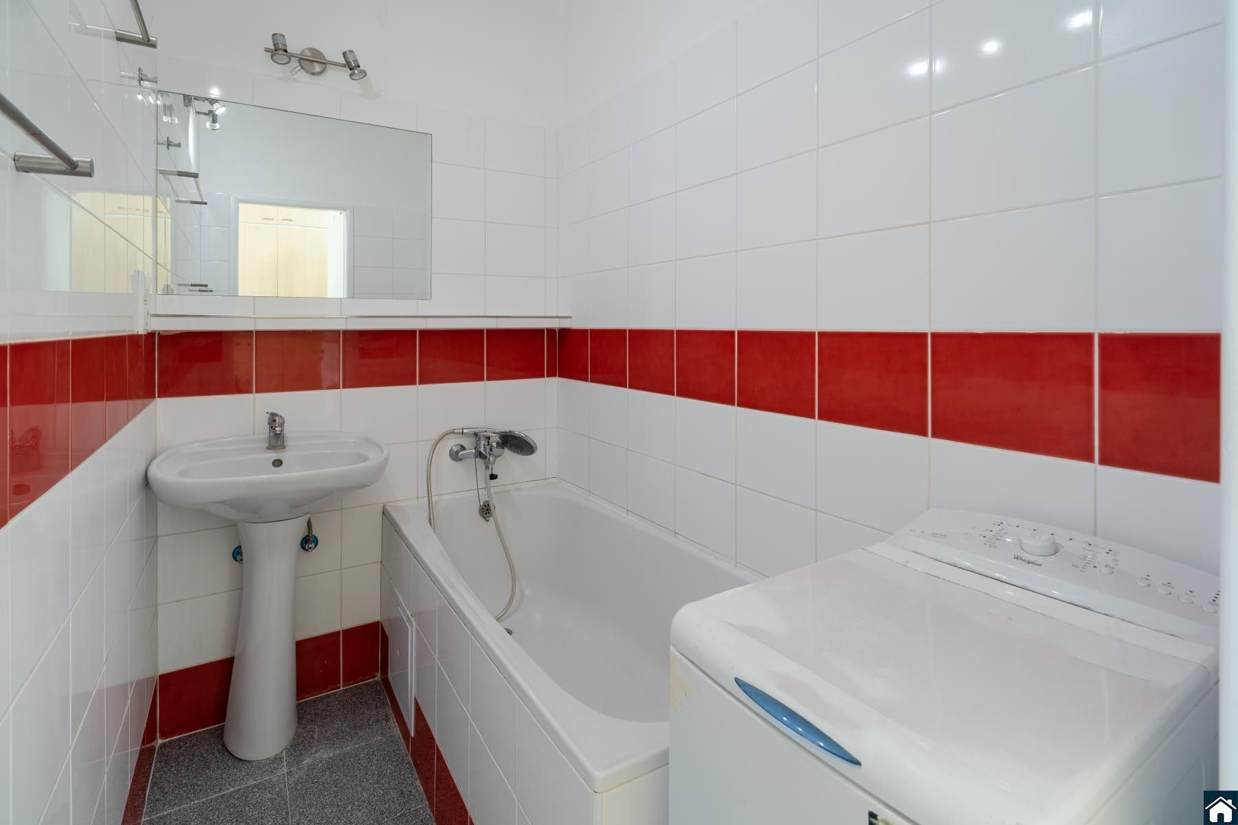 Pronájem bytu 2+kk 48 m² - foto 3