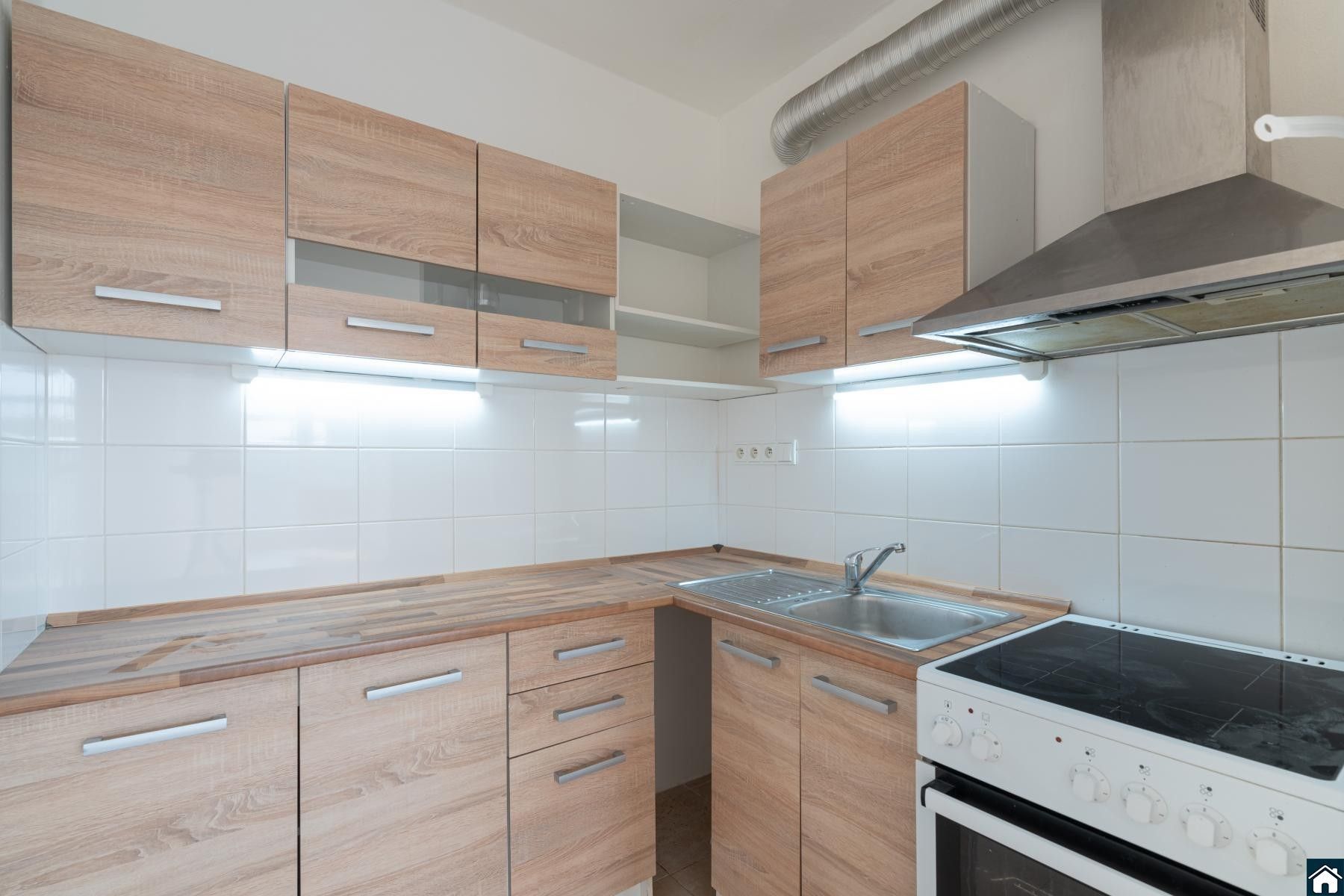 Pronájem bytu 2+kk 48 m² - foto 5