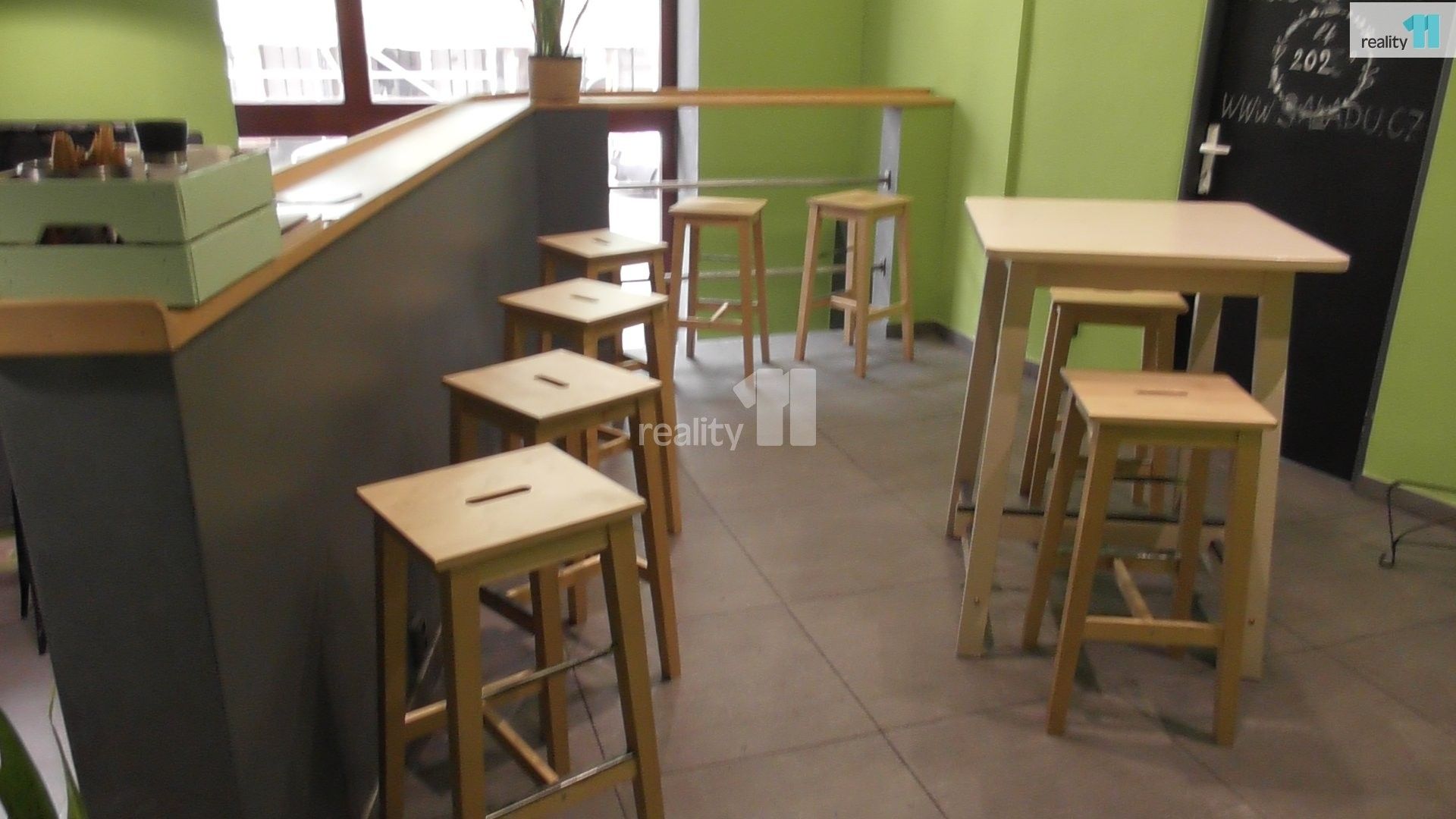 Pronájem komerčního prostoru 85 m² - foto 4