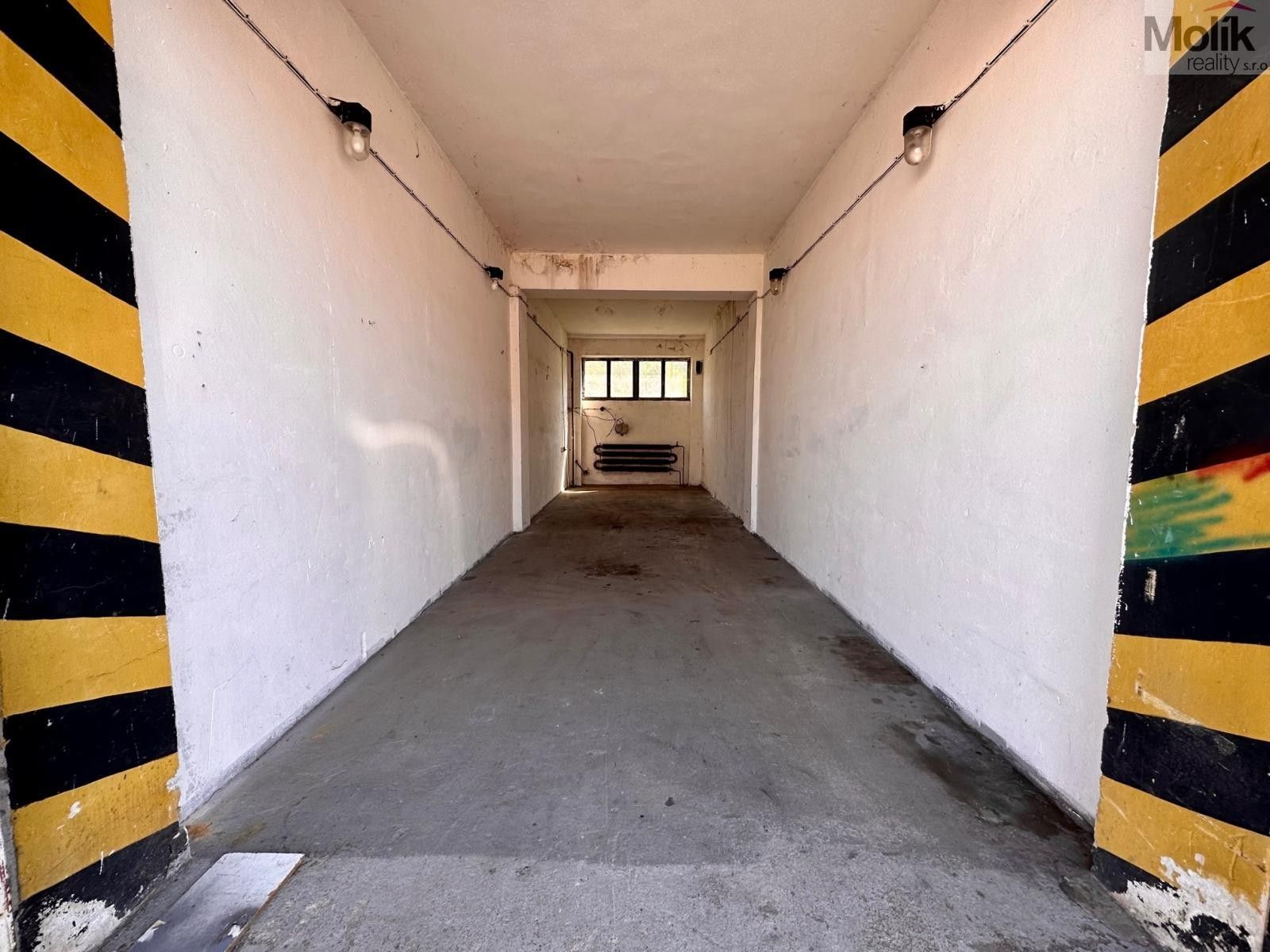 Pronájem komerčního prostoru 49 m² - foto 4