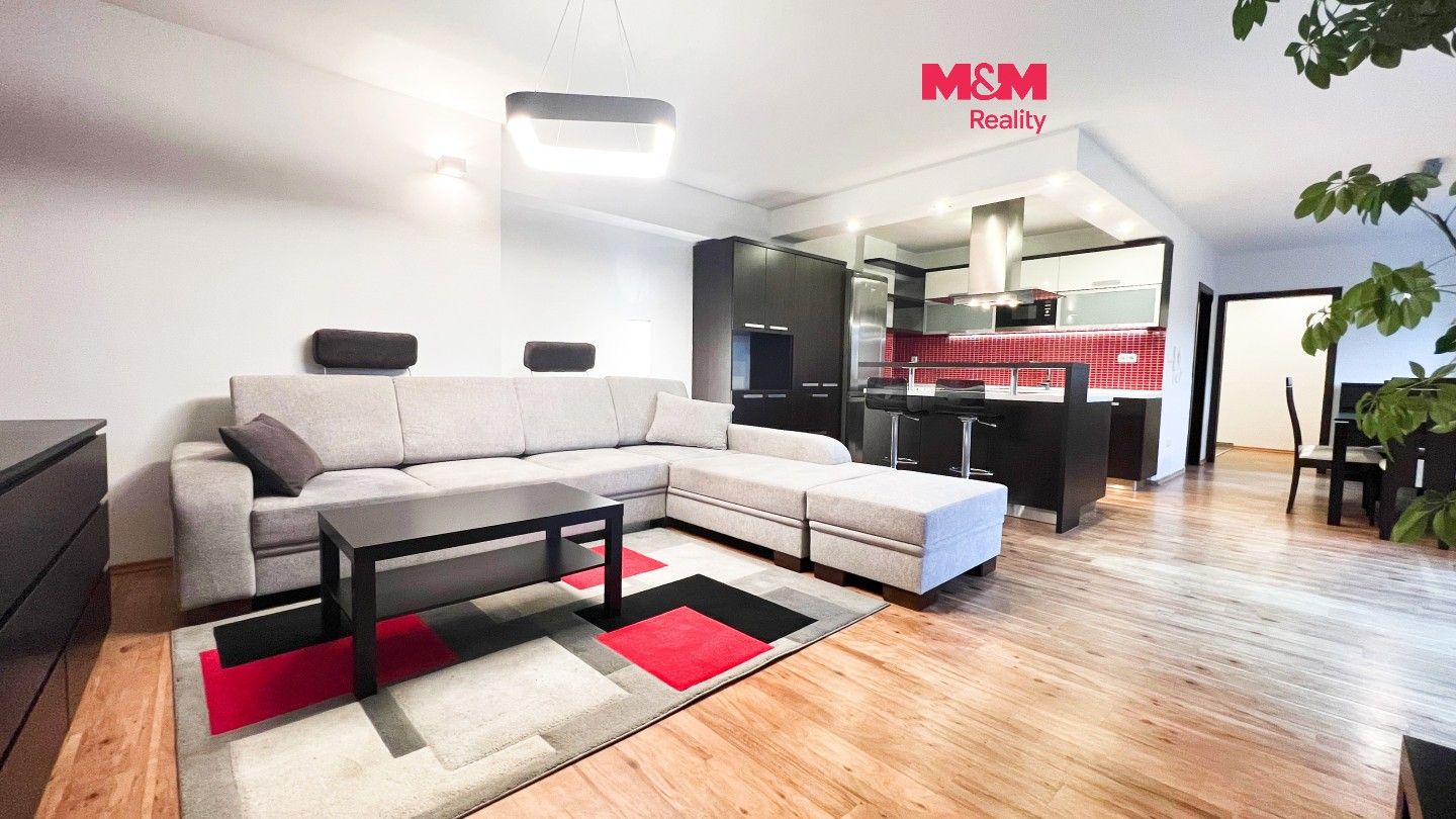Pronájem bytu 3+kk 94 m² - foto 1