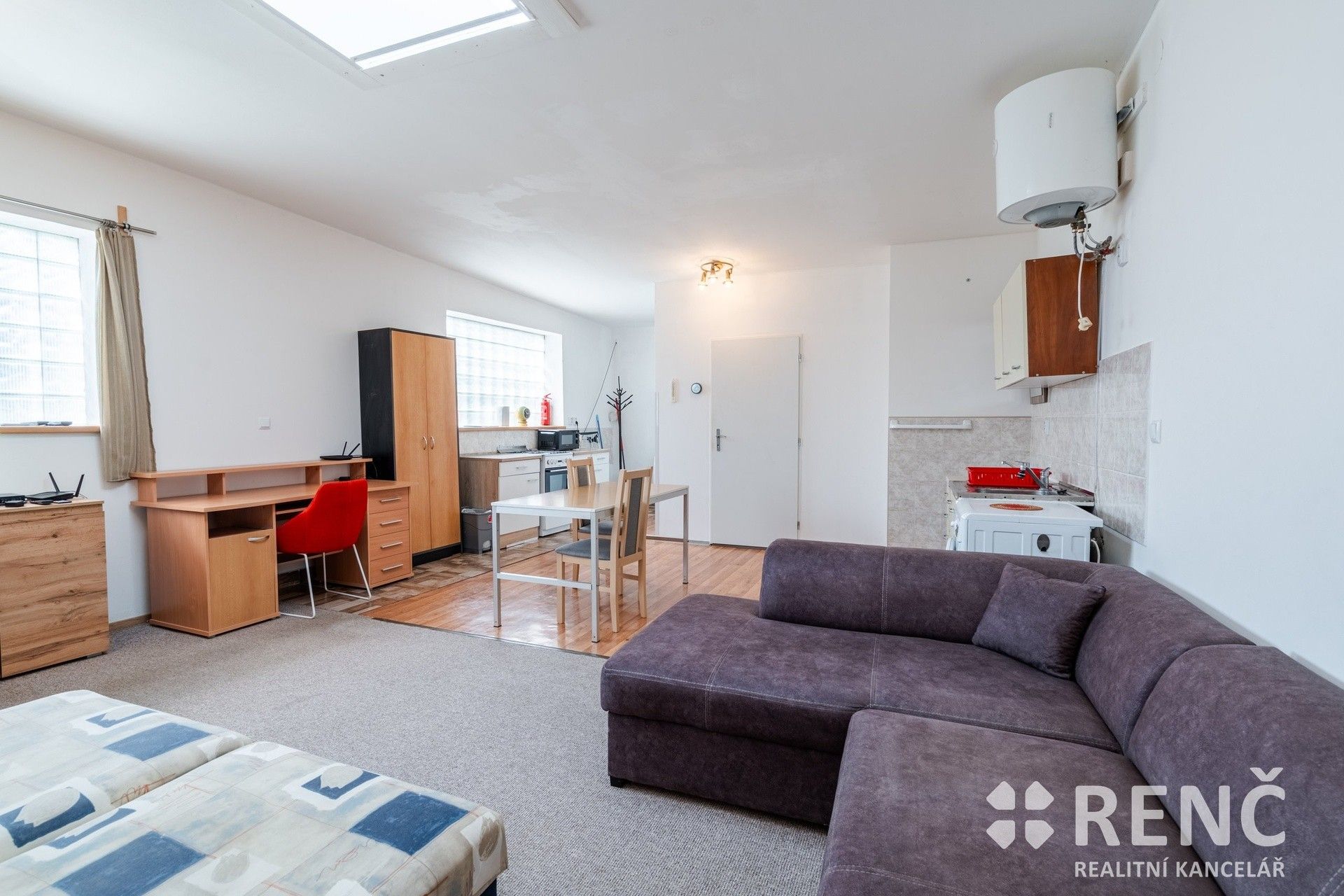 Pronájem bytu 1+kk 42 m² - foto 5