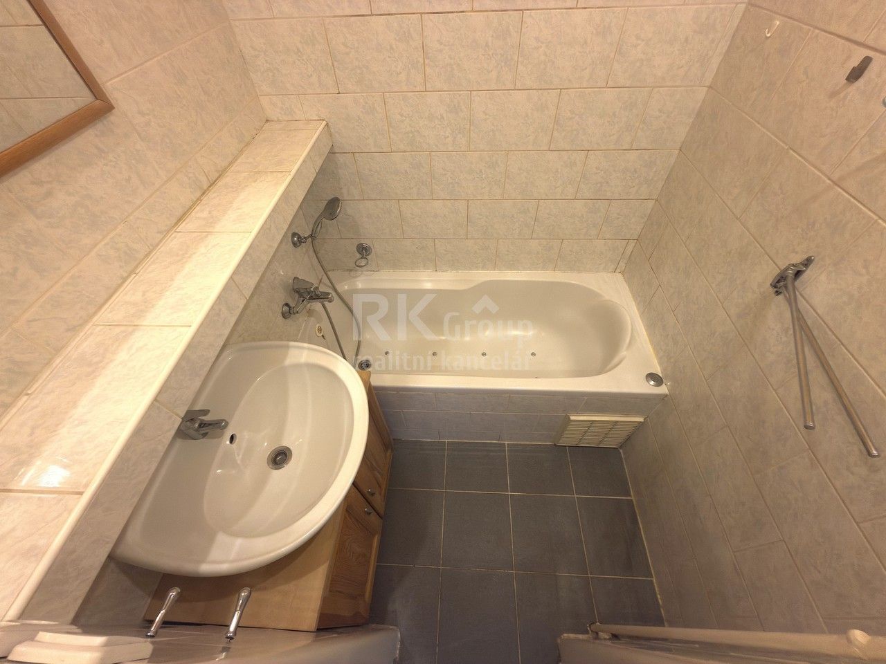 Pronájem bytu 2+1 56 m² - foto 10