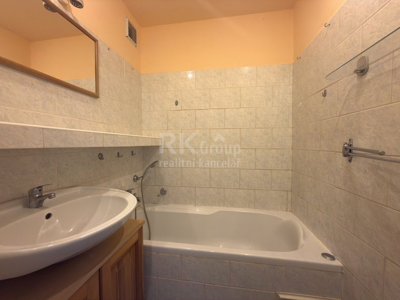 Pronájem bytu 2+1 56 m² - foto 11