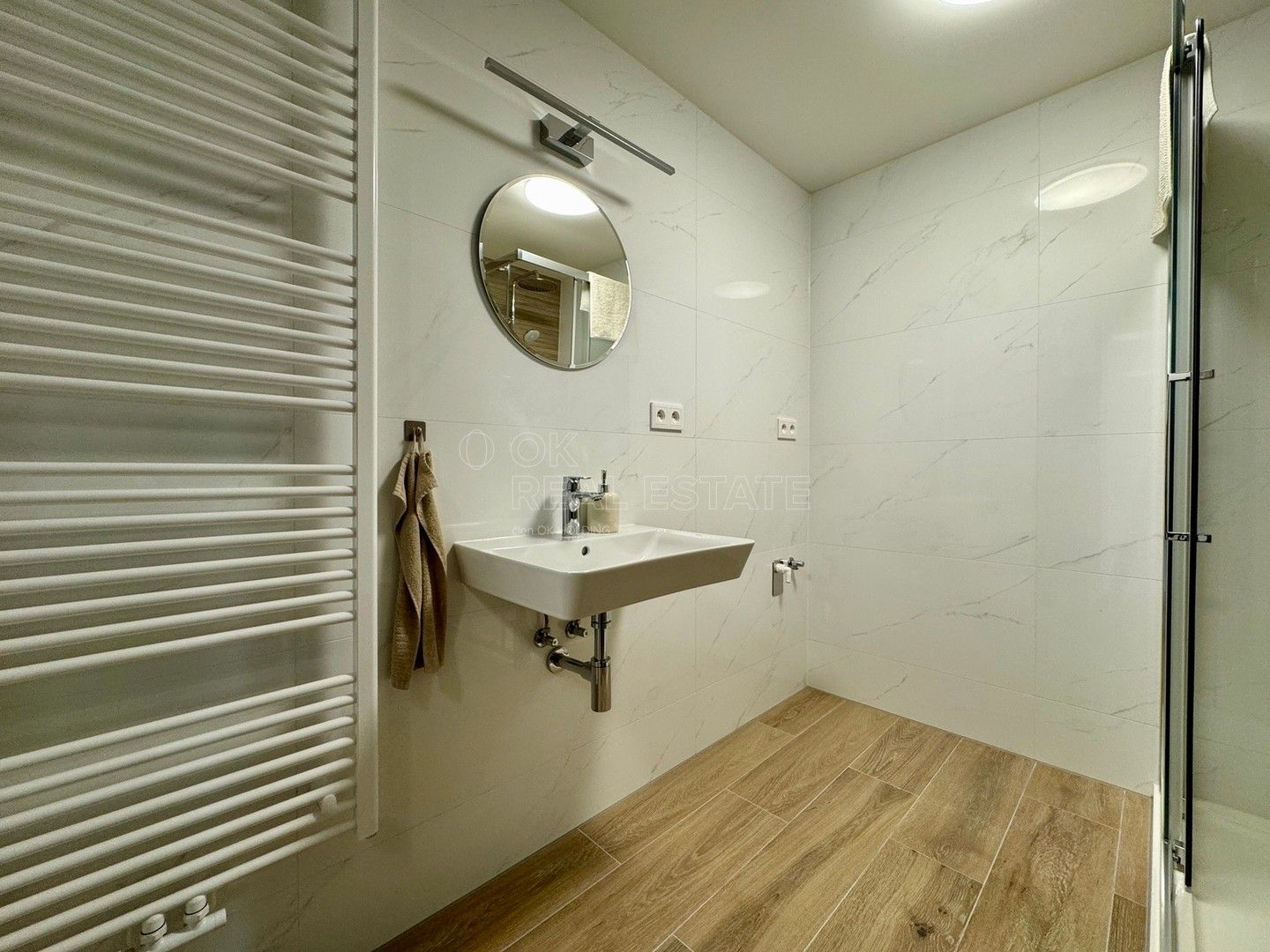 Pronájem bytu 2+kk 45 m² - foto 5