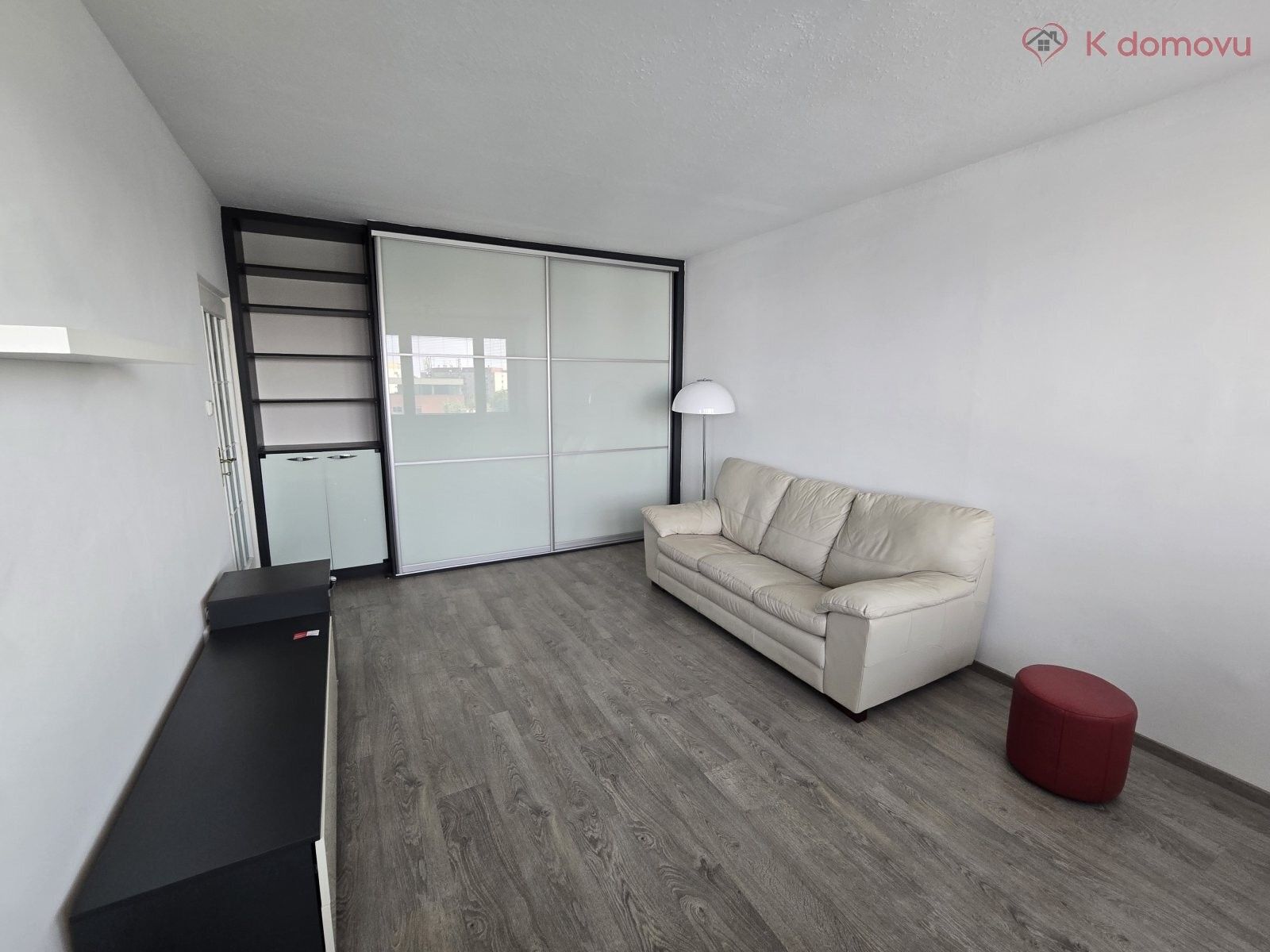 Pronájem bytu 2+1 55 m² - foto 5