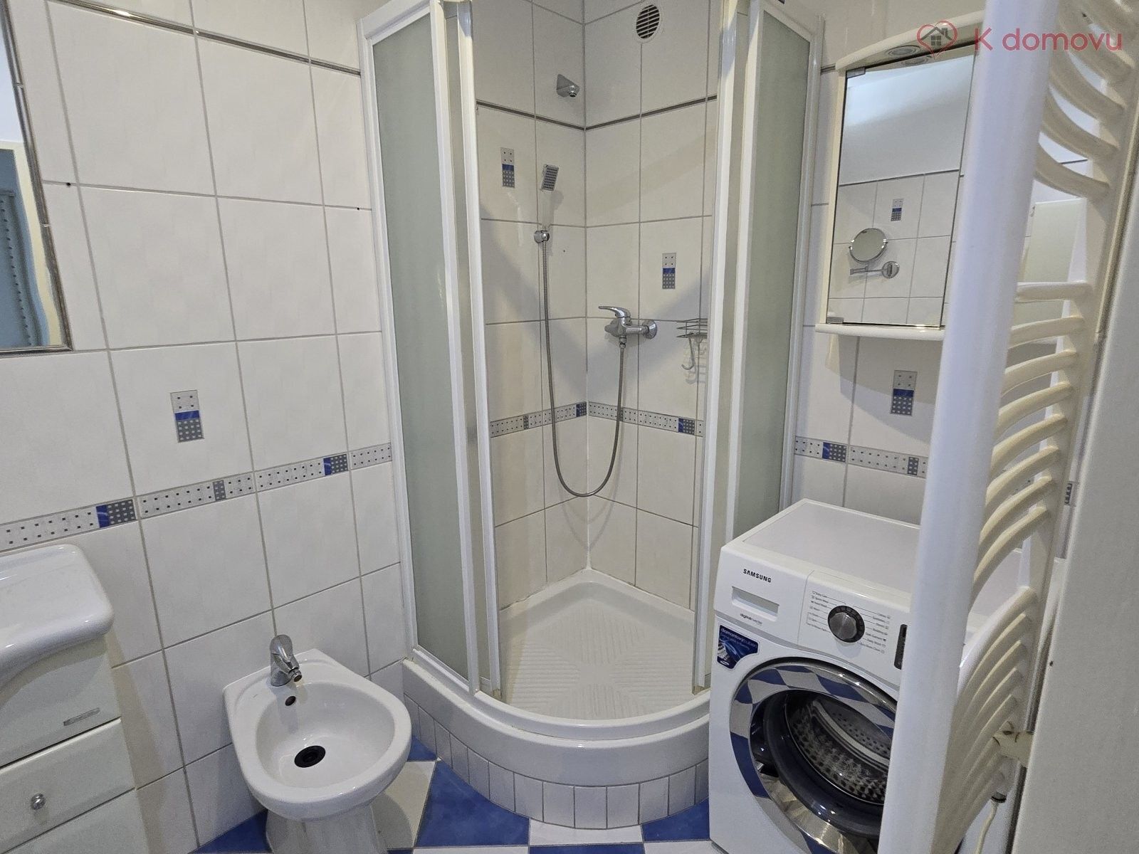 Pronájem bytu 2+1 55 m² - foto 7