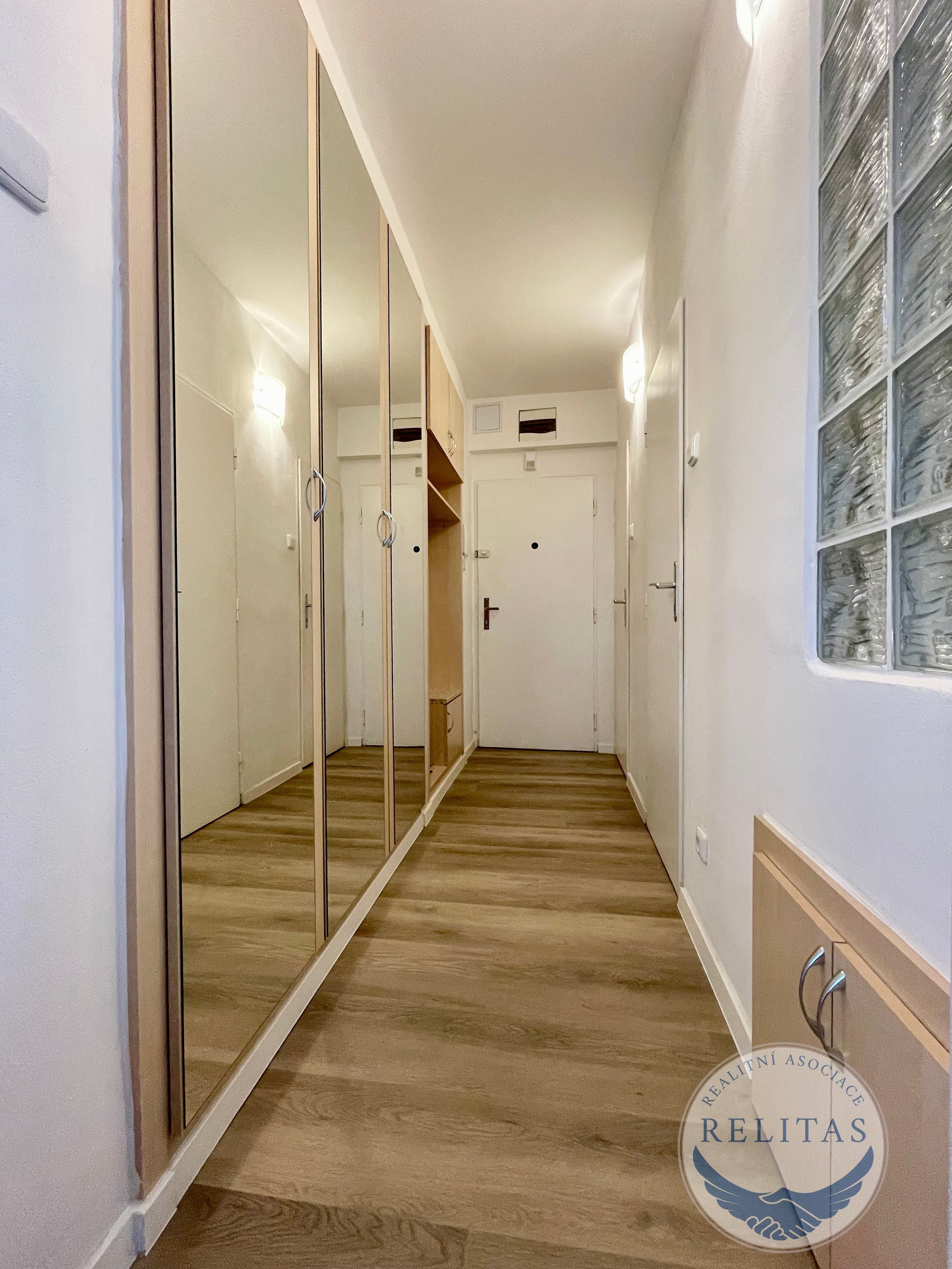 Pronájem bytu 2+kk 54 m² - foto 8