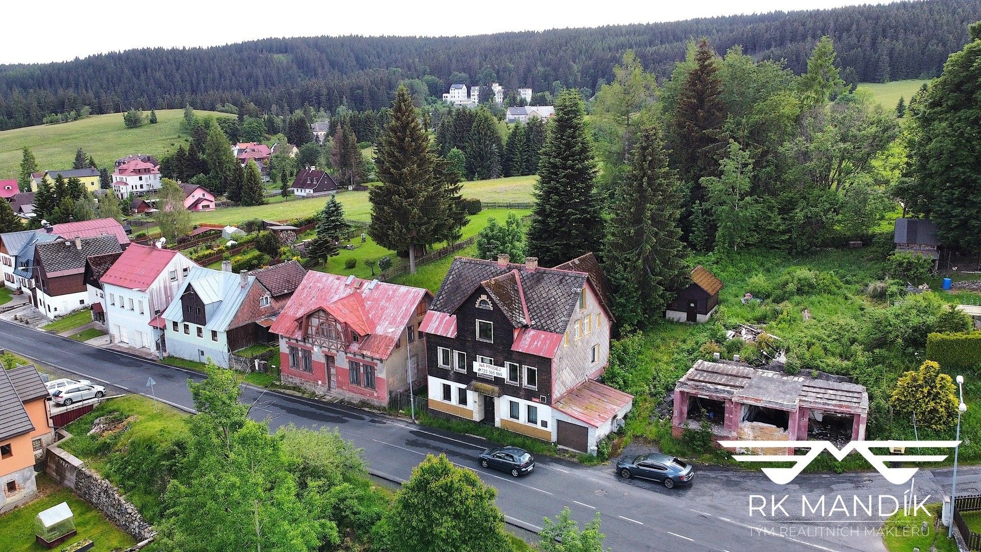 Prodej domu 180 m² - foto 1