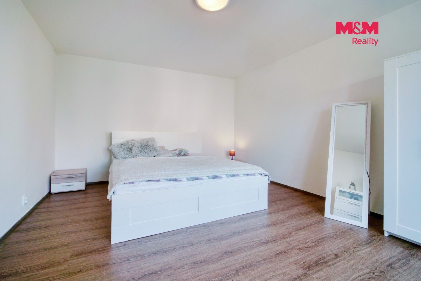 Pronájem bytu 2+kk 44 m² - foto 9