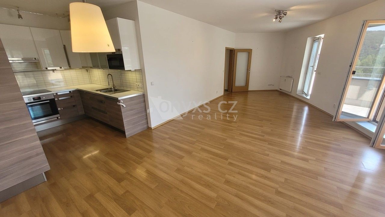 Pronájem bytu 2+kk 188 m² - foto 38