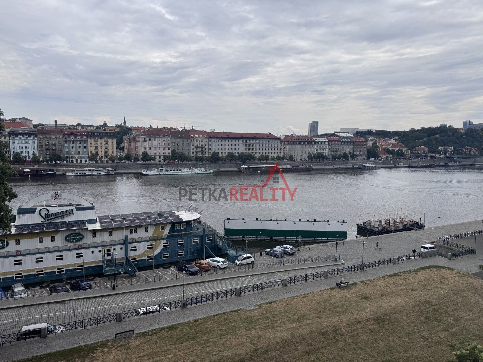 Prodej bytu 3+1 101 m² - foto 2