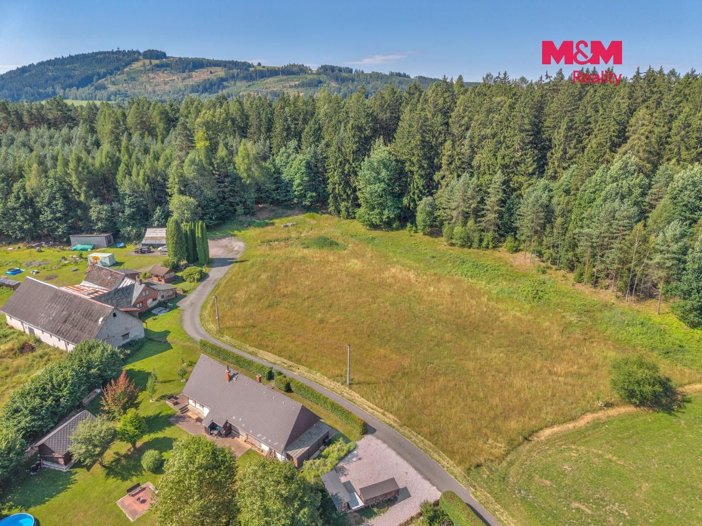 Prodej pozemku 1660 m² - foto 2