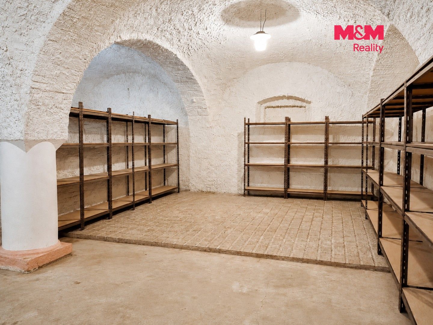 Pronájem komerčního prostoru 204 m² - foto 6