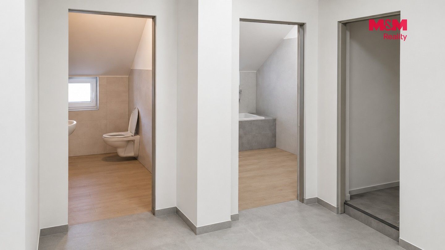 Pronájem bytu 3+kk 78 m² - foto 8