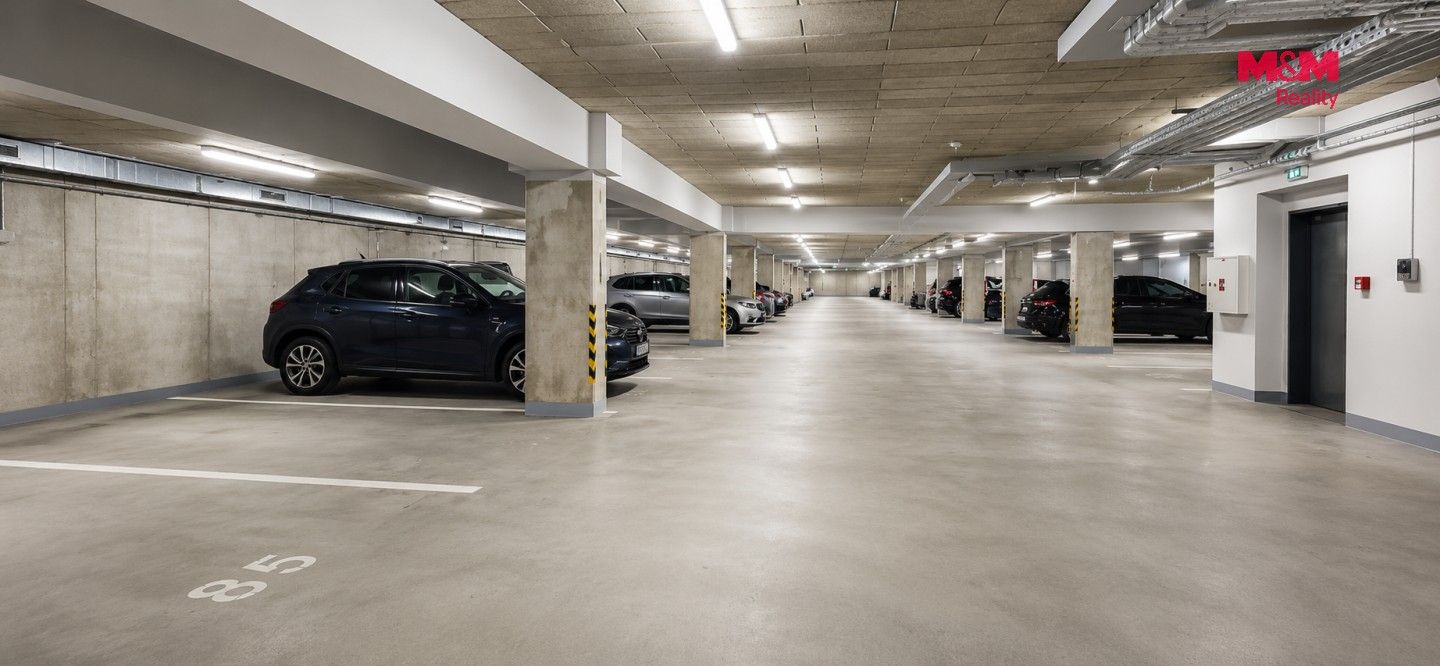 Pronájem bytu 3+kk 65 m² - foto 12