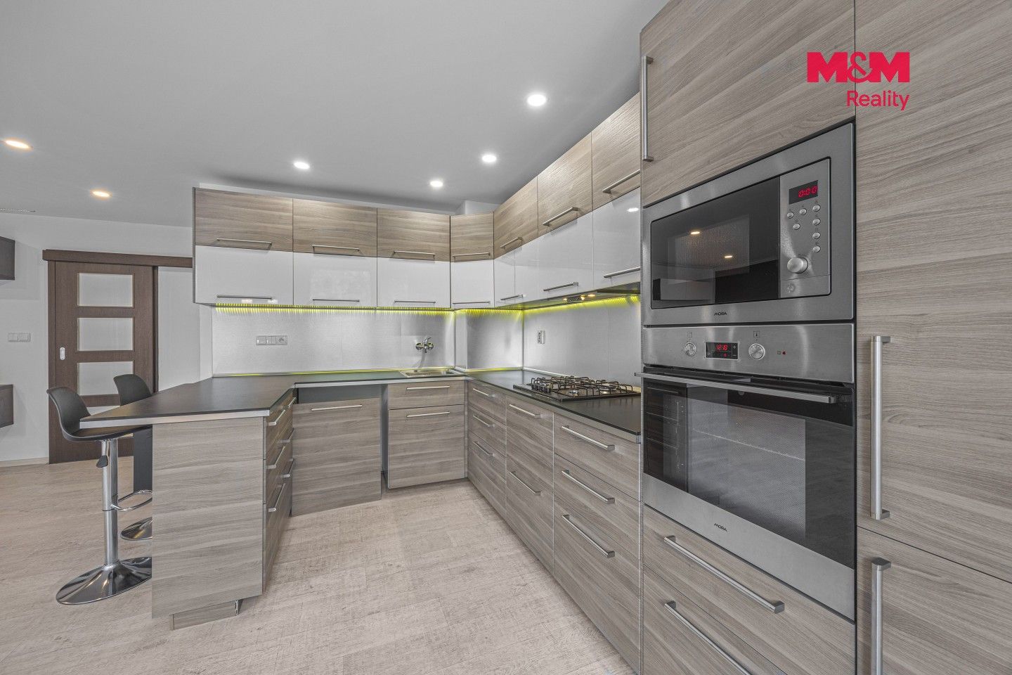 Prodej bytu 3+kk 71 m² - foto 2