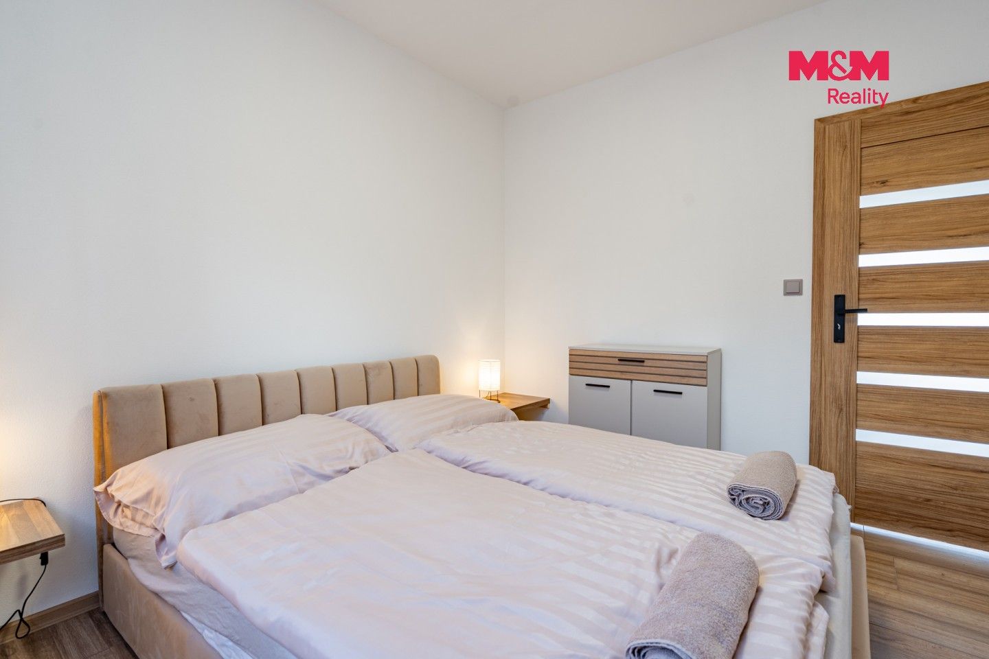 Prodej komerčního prostoru 226 m² - foto 11