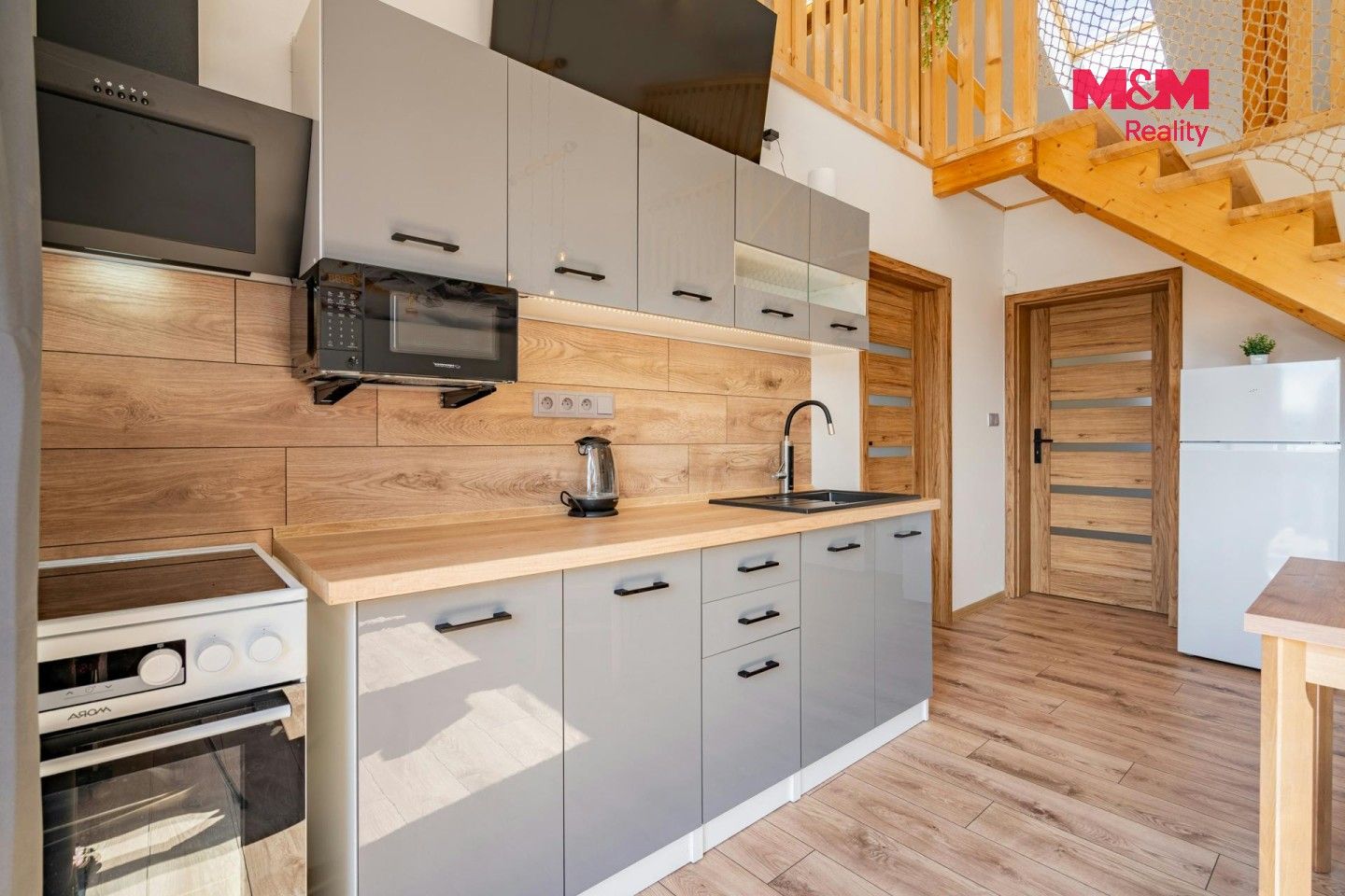 Prodej komerčního prostoru 226 m² - foto 18